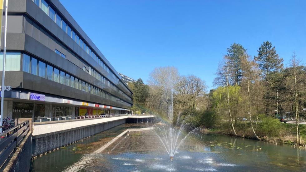 Foto van de fontein naast winkelcentrum Vollenhove